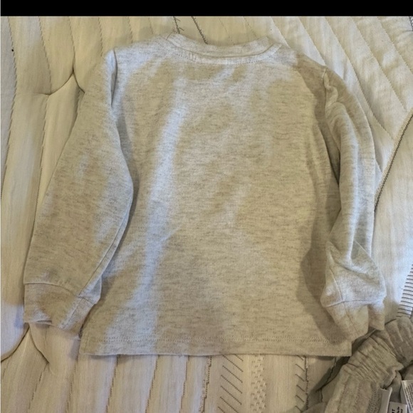 Calvin Klein Toddler Girl Two Piece Outfit Set Size 3T Like New - Picture 7 of 8